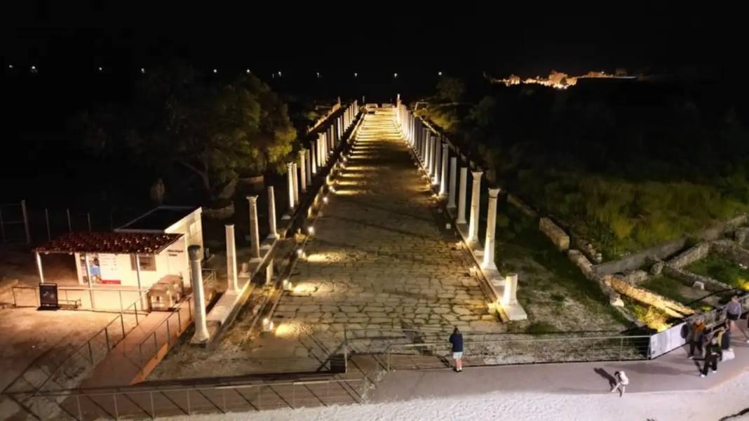Bakan Ersoy Açıkladı: Side'de Uzatıldı! 9